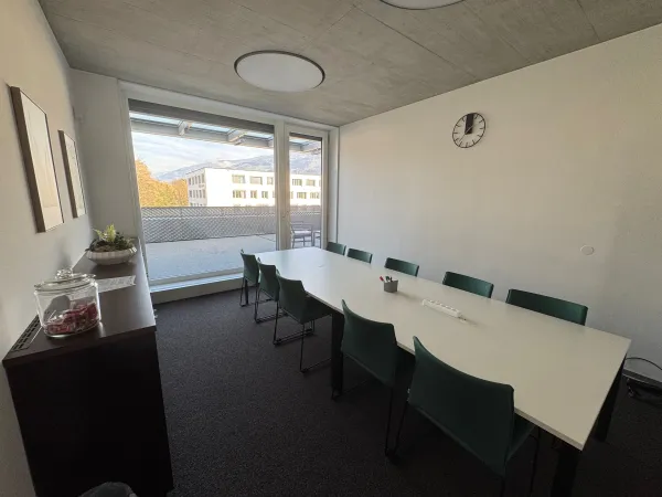 Meeting room for small teams